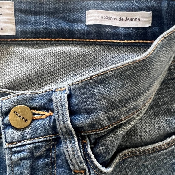 Frame Denim Le Skinny de Jeanne Jeans Distressed Size 24 - Picture 7 of 10